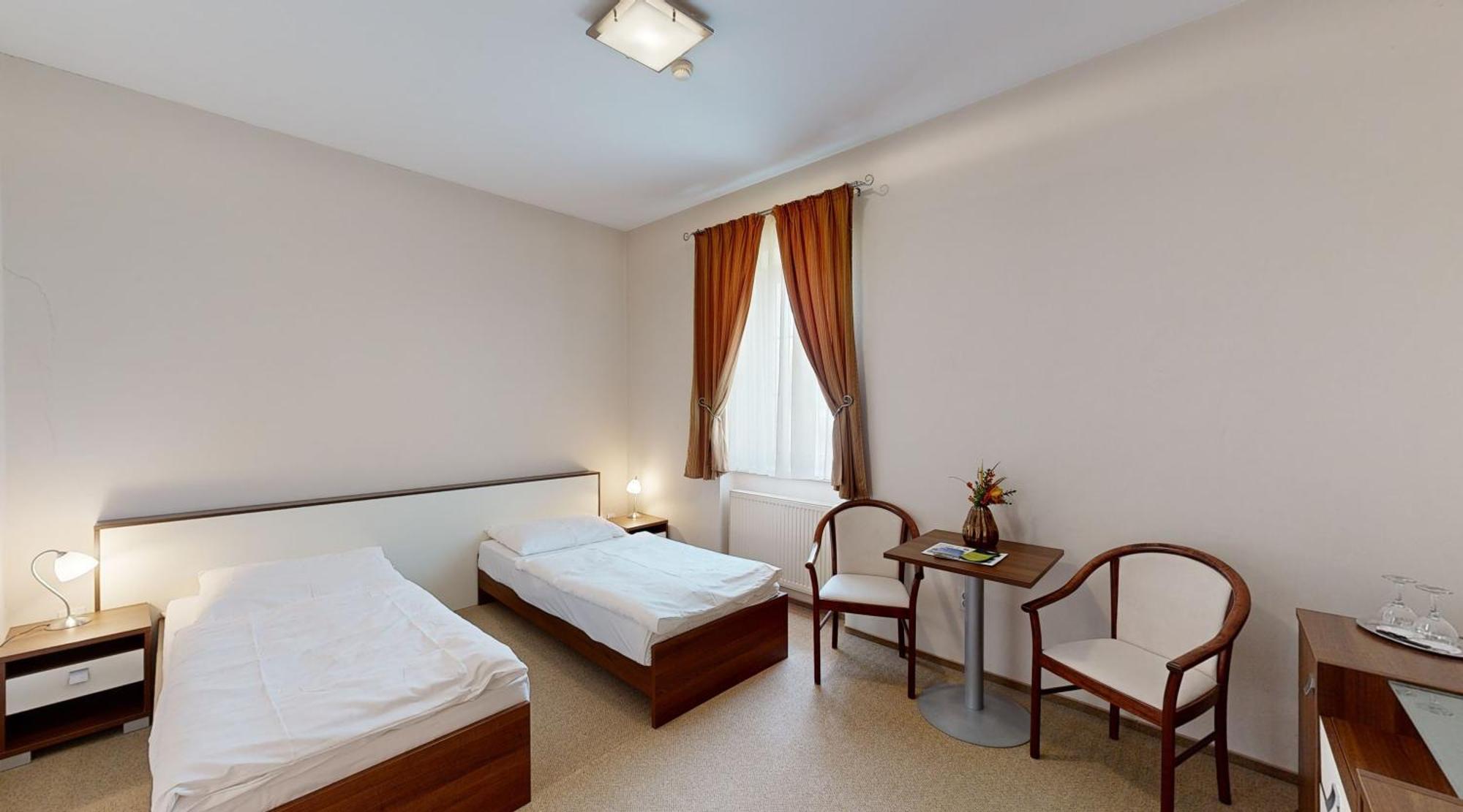 Klaudia'S Hotel & Restaurant At Golf Resort, Bac Samorin Εξωτερικό φωτογραφία